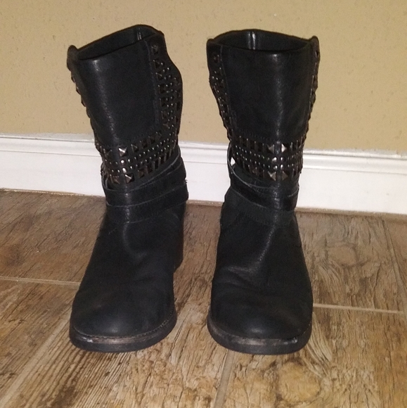 Vince Camuto "Donato" Bootie - Picture 2 of 8